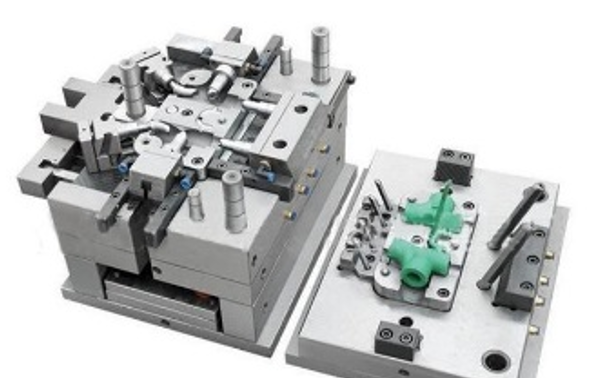 汽車塑膠模具加工（gōng）